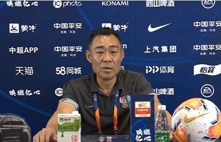 1981年世界杯，中国女排以7战7胜开创历史，第一次夺得世界冠军！举国欢呼，全民沸腾，人民日报头版发文，号召要;学习女排，振兴中华